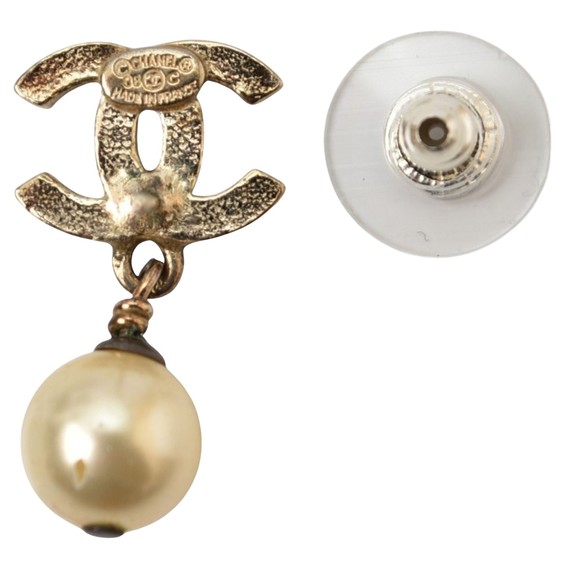 Chanel Coco Mark Gold Gold Plated earring - Picture 1 of 4